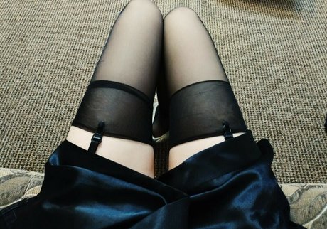 Sunny whale star hd archive