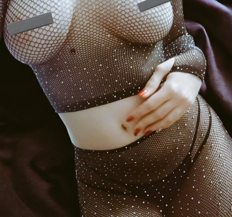 Sunny whale adult model archive