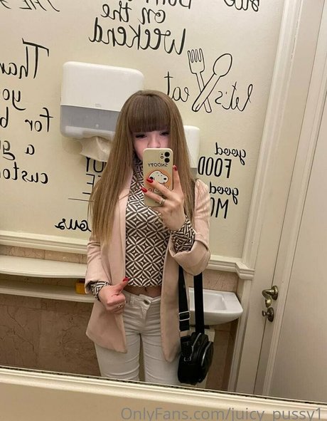 juicypusssy1 model best images