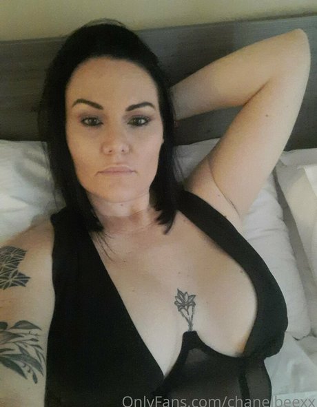 chanelbeexx beautiful actress img