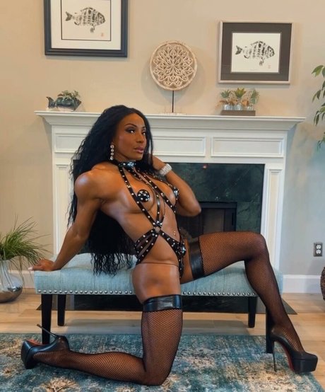 Maggie Watson pornstar sex archive