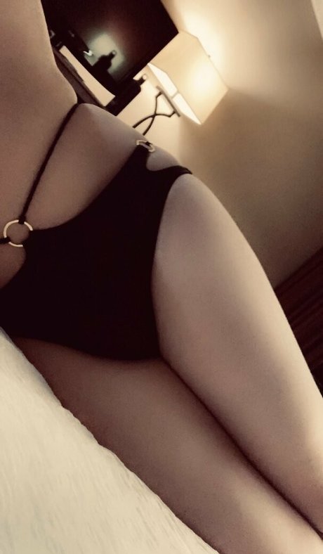 fat girls onlyfans sexy nude photo