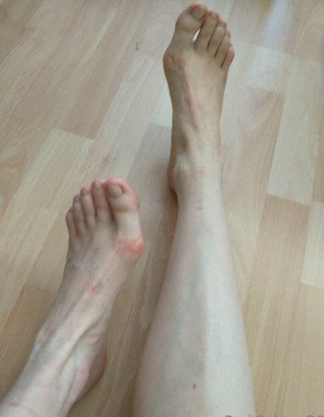 red selene perfect model photos