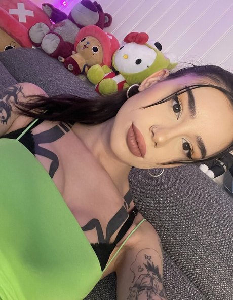 Zeliahxo model beautiful photos