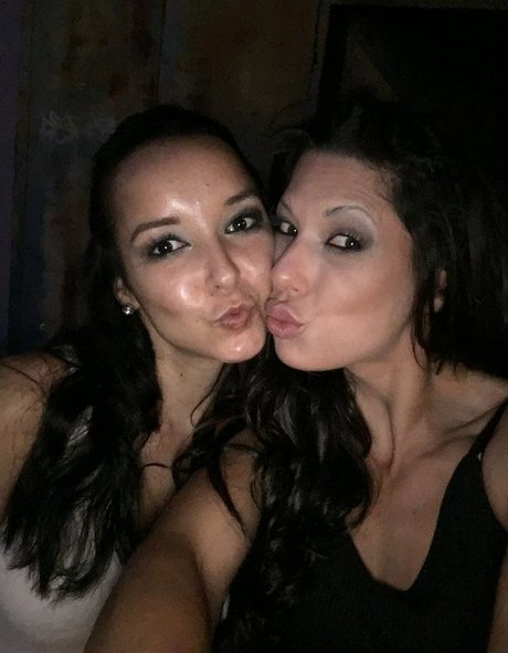 francysbelle sexy model pic