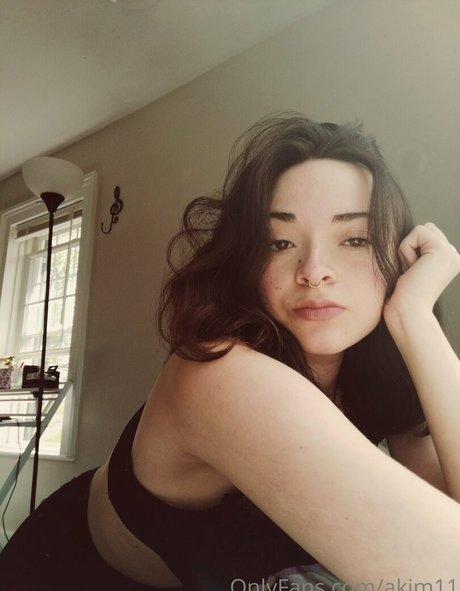 akim11 model xxx img
