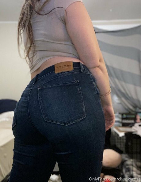 chunkyrose model porn pictures