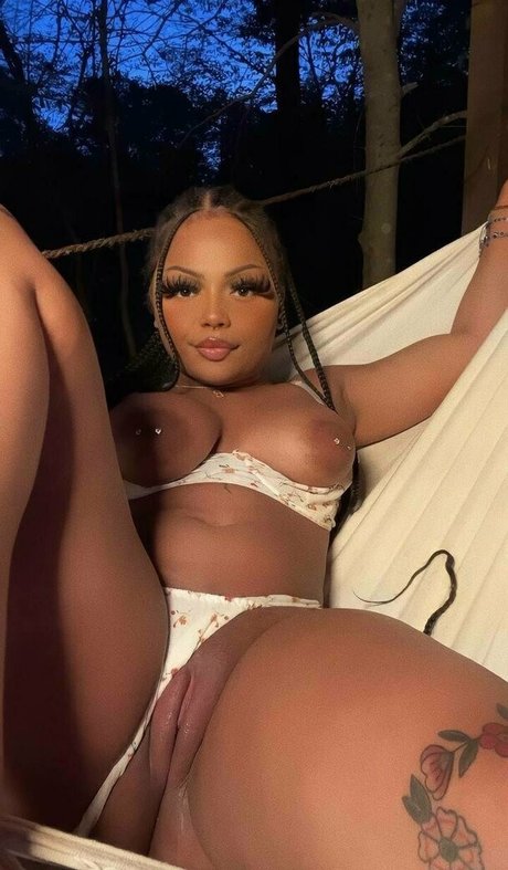 weloveriri xxx pornstar picture