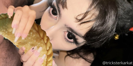 squirt teen onlyfans pretty photo