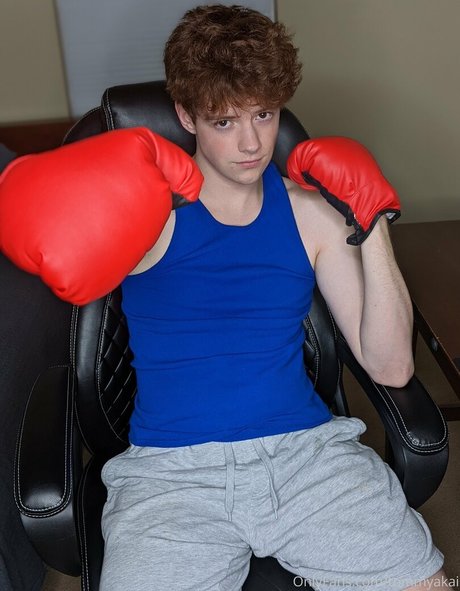 tommyakai beautiful model pictures