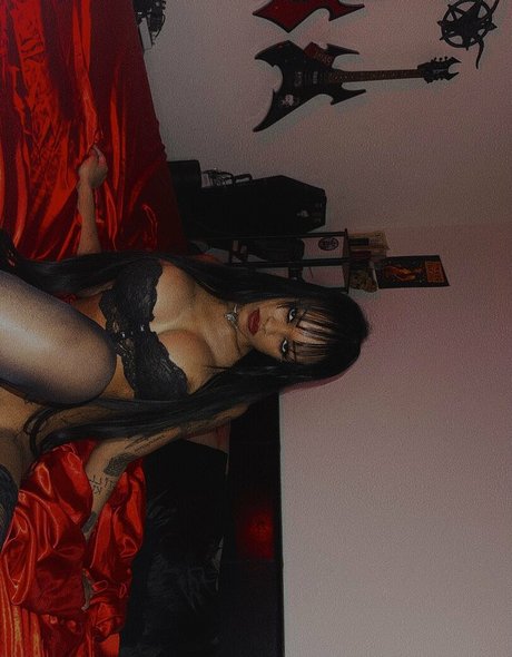 yungsadistic adult actress image