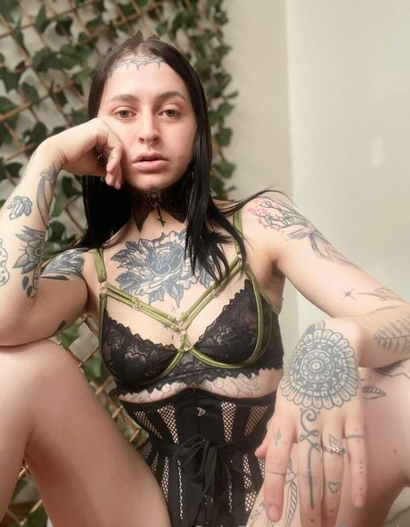 floworb model pornographic gallery