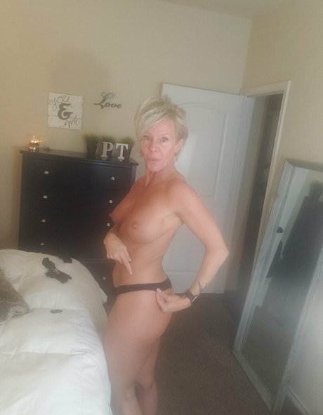 asian blonde onlyfans hd pic