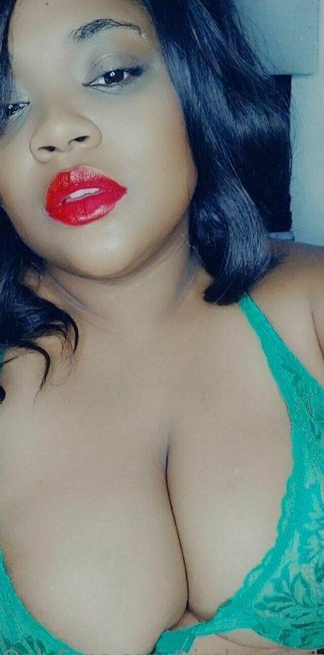 flat chested onlyfans adult galleries