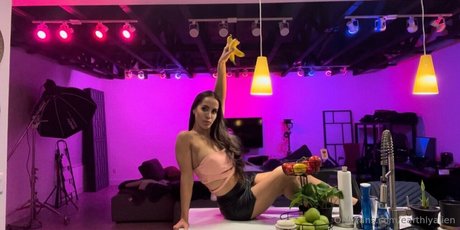 earthlyalien high quality pornstar pics