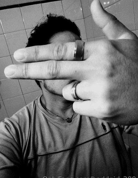 baddgirl 200 model nice pictures