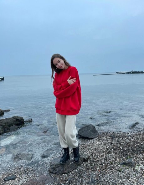 lili babe erotic star galleries