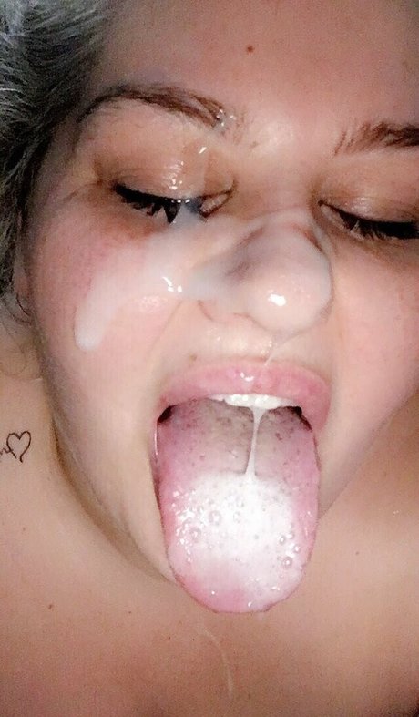 bustybroganxxx exclusive model galleries