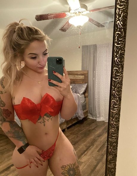 steph virago nudes model img