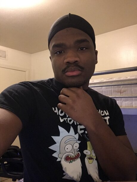 blowjob brunette onlyfans naked photo