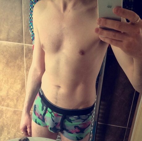 u9971632 erotic pornstar photo