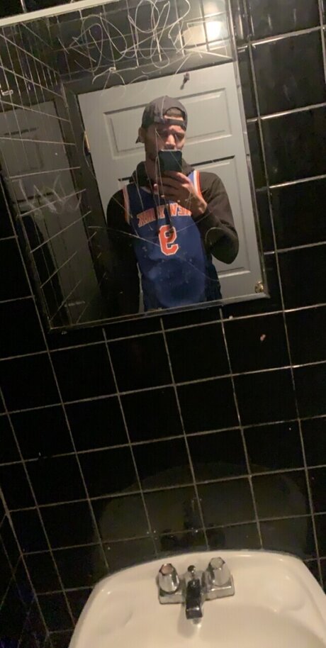 Themandingler pornstar top pic