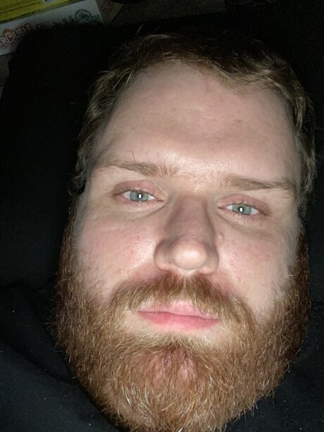 JoeFlow model beautiful pic