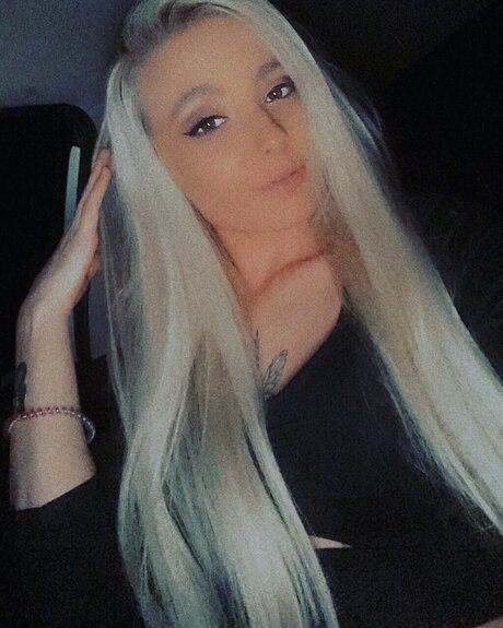 Maykayla22 erotic star archive