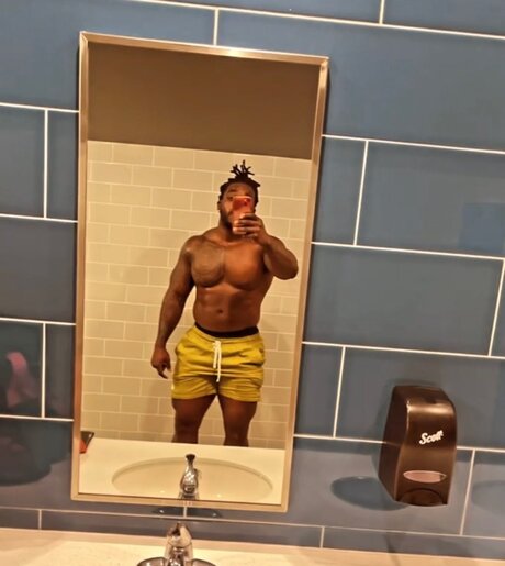 Dreadstattoosmuscles pornstar adult images