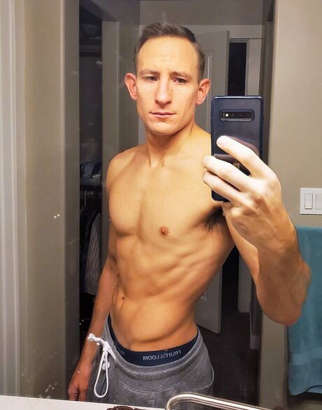 Noah Chambers star top pictures