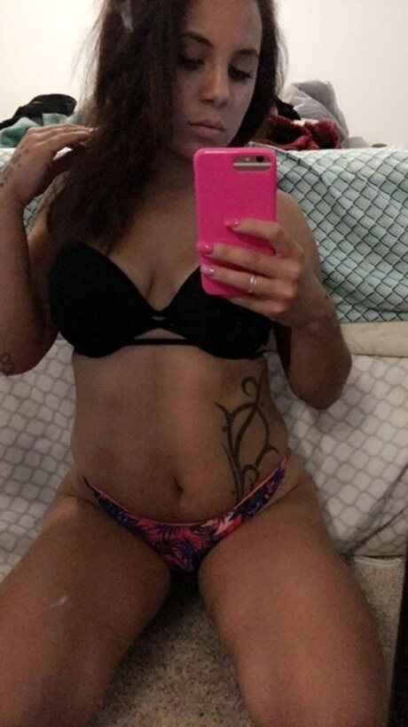 Jennicakezzz25 pornstar archive