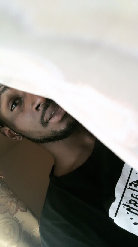 Lipszx orally fixated_ model pretty picture