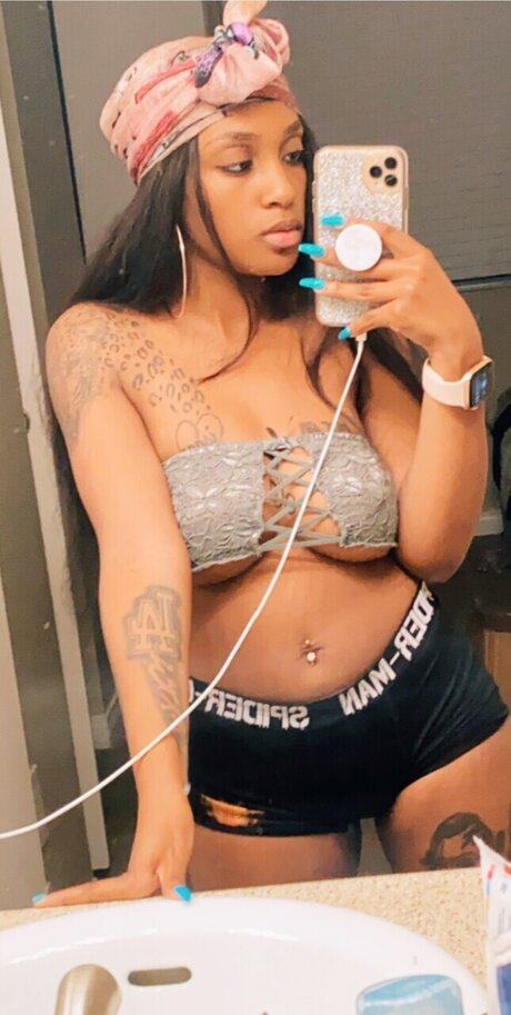 HoneyKoated sex model galleries