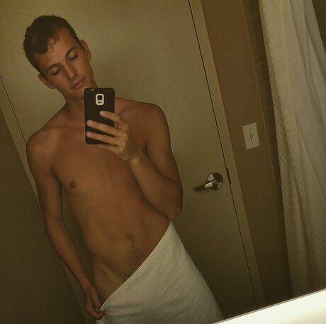 Kevin Williams model top gallery