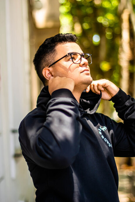 Jonnyonz model nude img