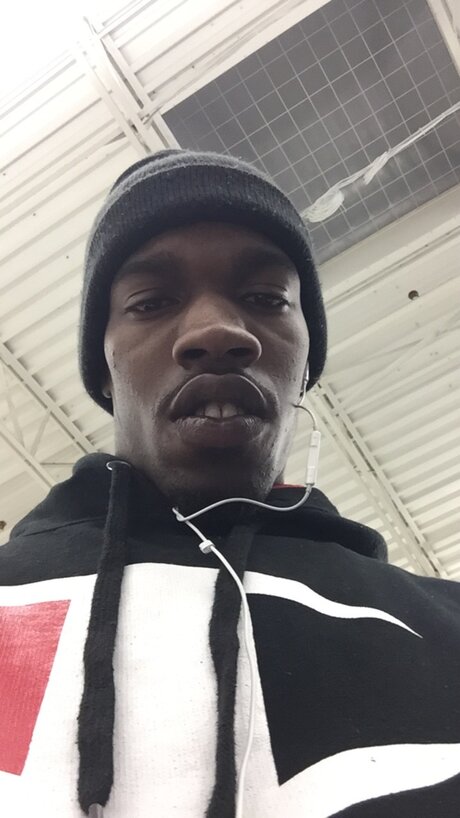 Rashod Lewis xxx actress photo