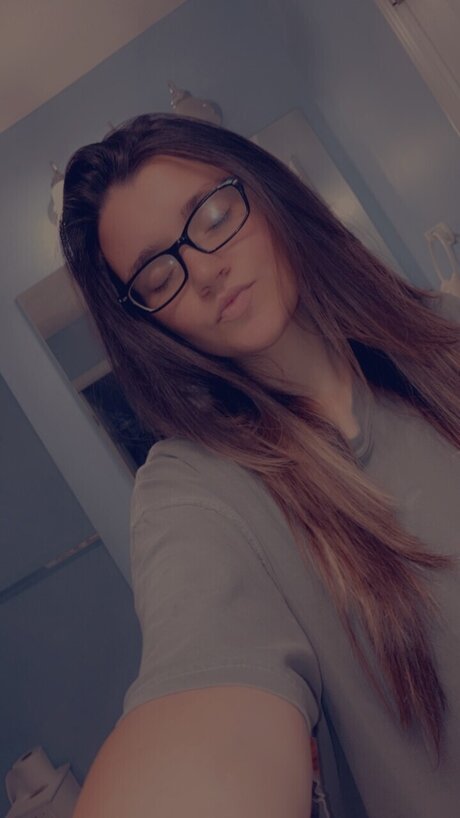 Cassie Leanne model adult pic