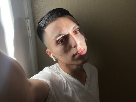 isaiasaven star nude pic