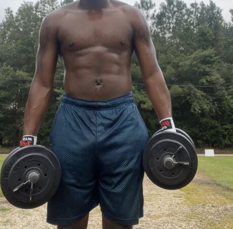 Black Atlas pornstar sexy pictures