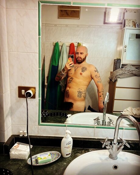 Edoardo Zambolo exclusive actress pics