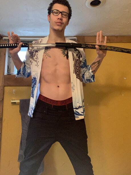 Tyrus_ star perfect image