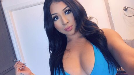 Hollabby model pretty archive