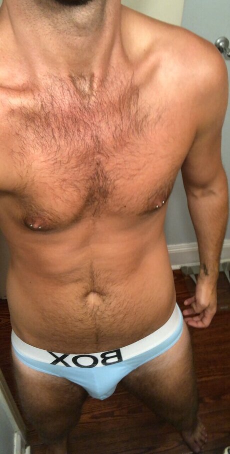 Craig Matthews hot star image