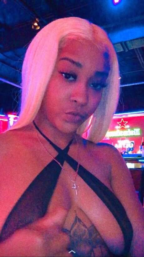 Barbieeee model best picture