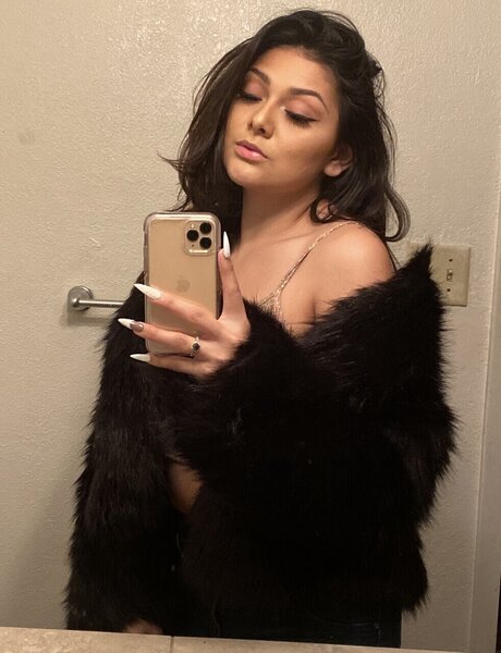 _theycall mejayy model beautiful photo