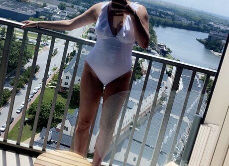 Maeve Golding pornstar nice photos