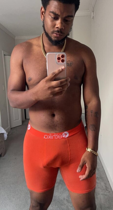 RockoutZipp free model photos