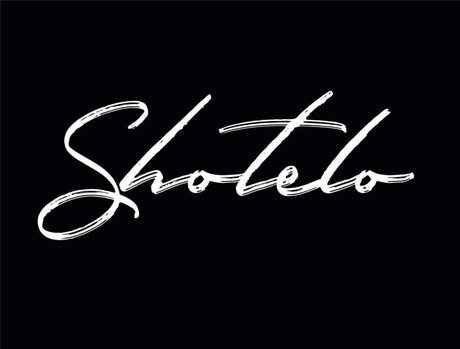 Leonardo Sotelo sexy actress picture