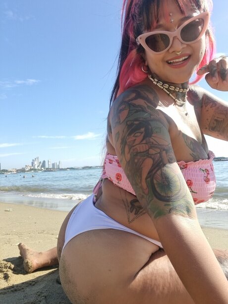 P POPPY CARZY TATTOO pornstar hot pics