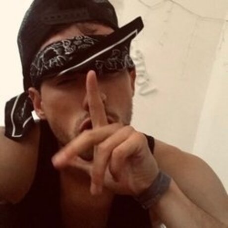 AVOCADO xxx star images